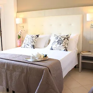 https://hotel-4-stagioni-fogliano-marina.emilia-romagnahotels.net